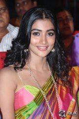 Pooja Hegde at Oka Laila Kosam Audio Launch